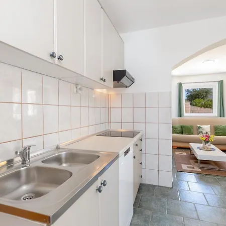 Apartment Maja