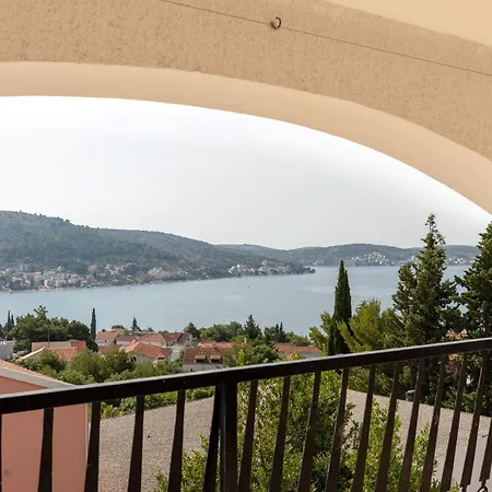 Apartment Maja